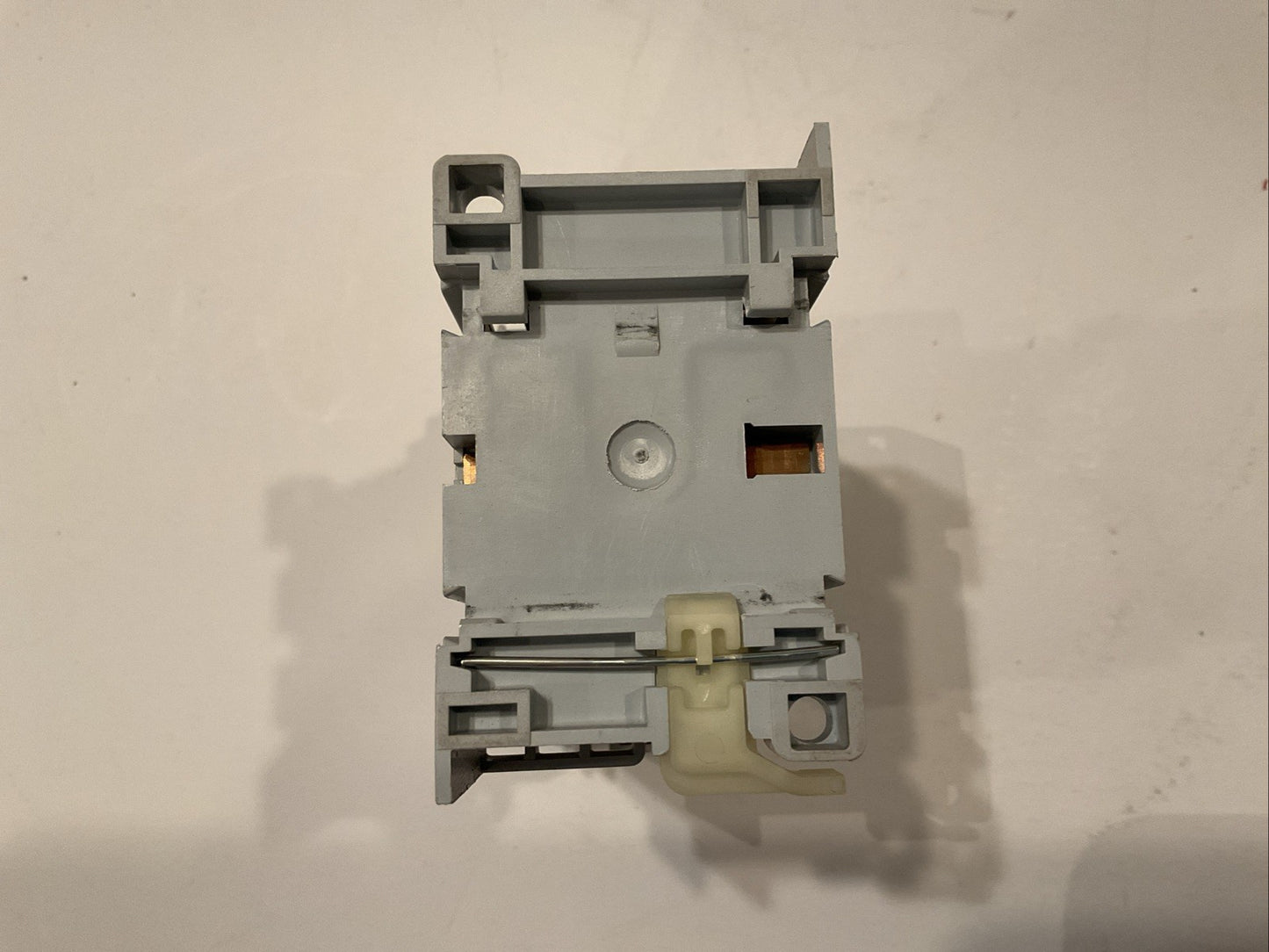 Allen Bradley 100-C16Z*01 contactor n100- Complete Device C16DJ01