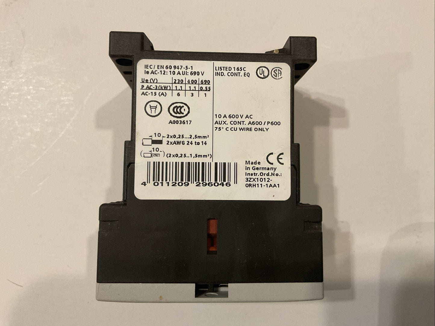 QTY 4 used Siemens 3RH1131-2AP00 Auxiliary Contactor 230v Coil