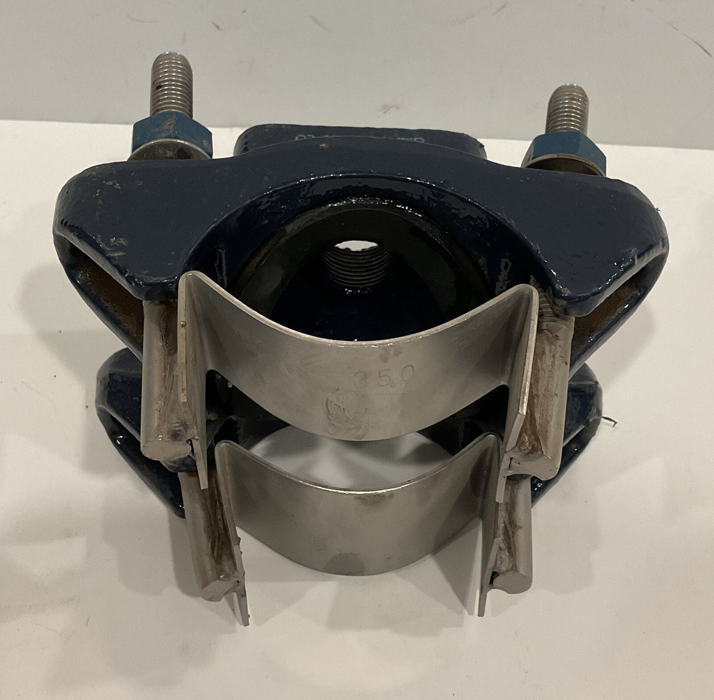 JCM406 Epoxy Coated Service Saddle w/ Double S/S Straps 0350 X 3/4"IP 3.25-3.50