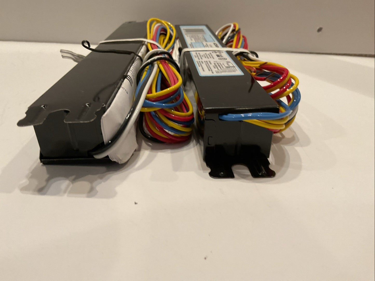 Qty 2-Philips Advance BALLAST, Centium ICN-2S40-N Rapid Start Electronic Ballast