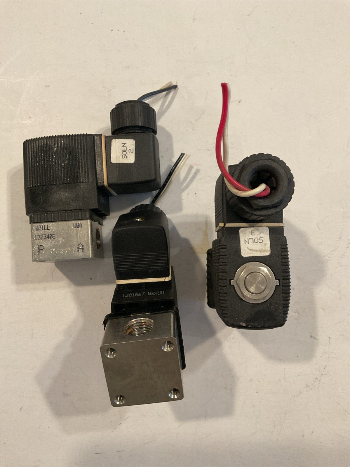 Qty 3 BURKERT 456337U 6013 A 1/8FPM SS SOLENOID /NPT 1/4/PMAX140psi/120V/60Hz/8W