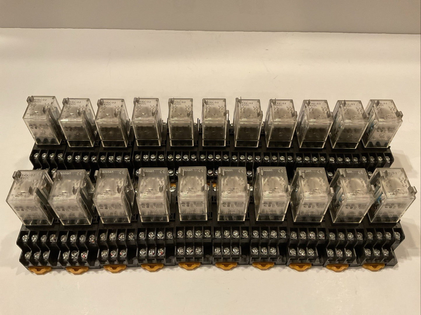LOT of 21 - Omron MY4N-D2 Socket Relay  5A 24VDC w/Base  Lot of 21