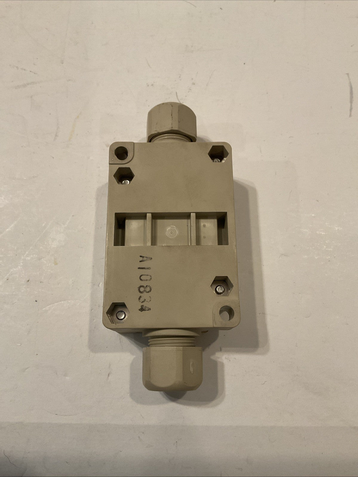 QTY 16 TOGI BOXTC-4A  TERMINAL BLOCK 4-POSITION 250V 15A