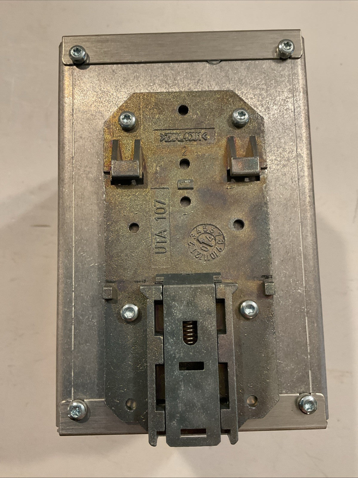 Phoenix Contact QUINT-PS-100-240AC/24DC/10 DIN Rail Power Supply ord#2938604