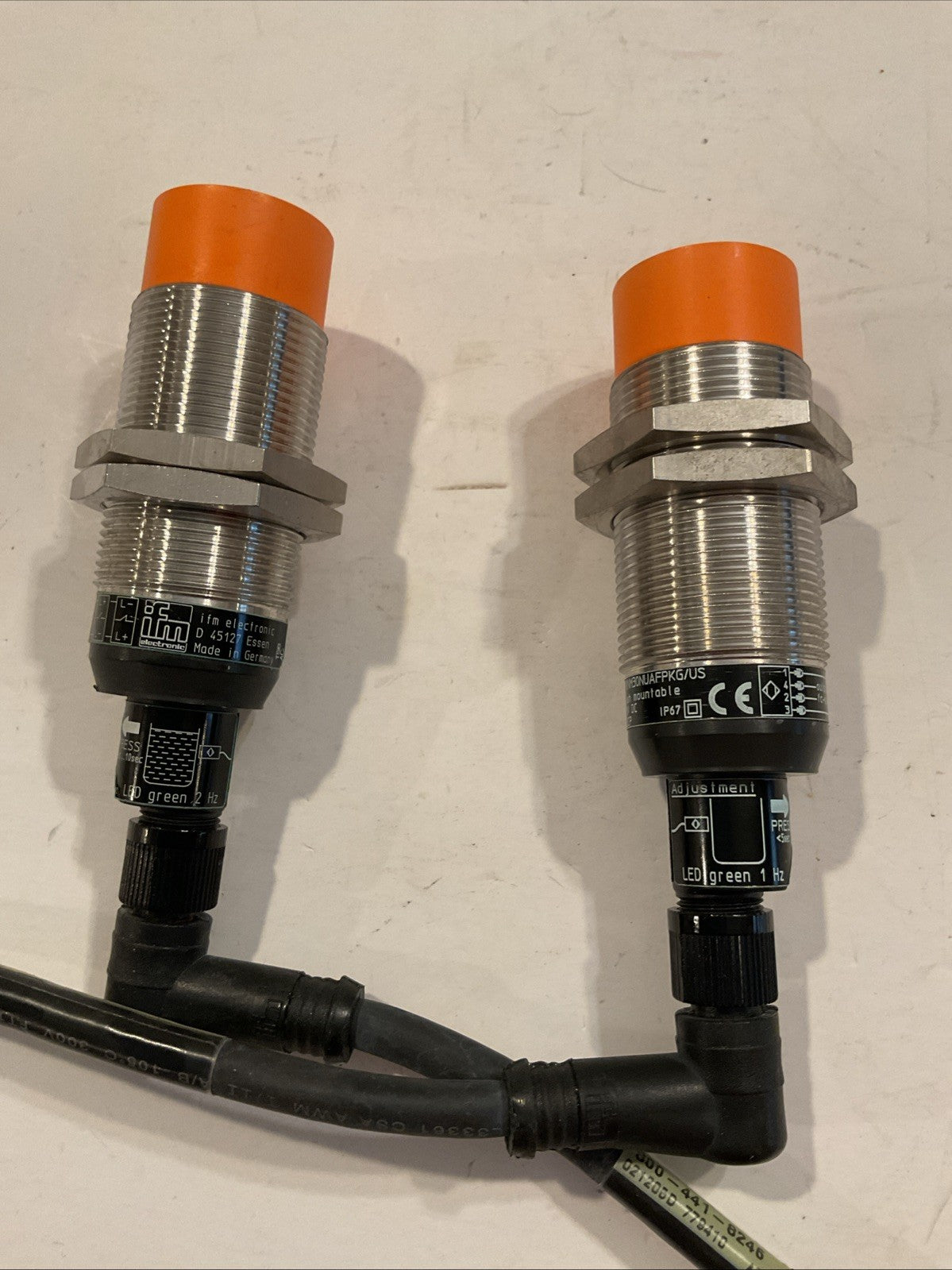 Qty 2 - IFM  KN5101 KNM30NUAFPKG/US Poximity Sensor