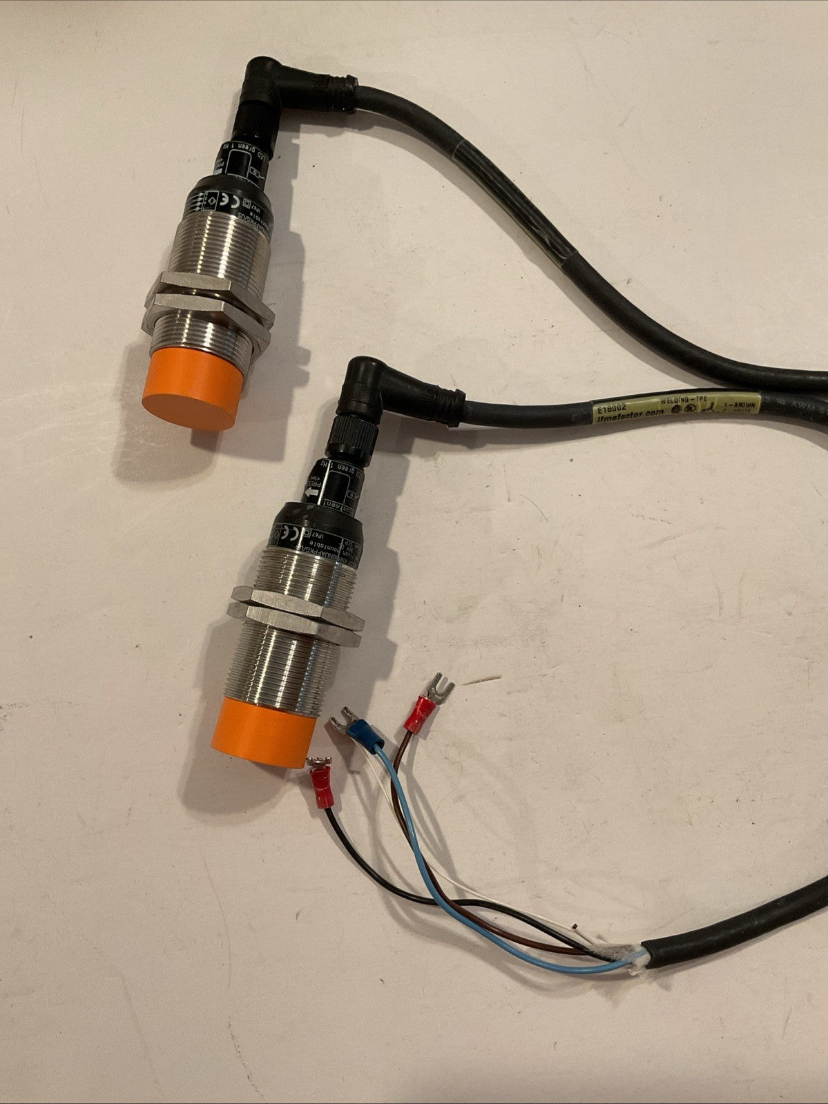 Qty 2 - IFM  KN5101 KNM30NUAFPKG/US Poximity Sensor