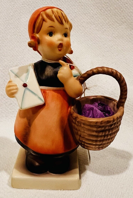 Goebel Hummel #13/0 Meditation Girl w/ Basket & Letter Figurine 5.25" MINT
