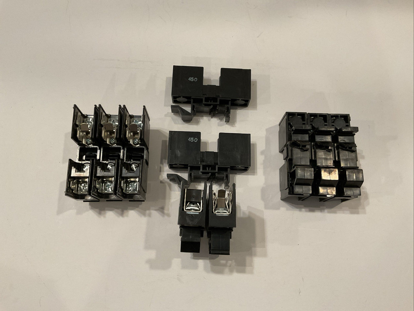 QTY - 10  LITTELFUSE   L60030C-1PQ   600V @ 30A  Fuse Holder  12U1