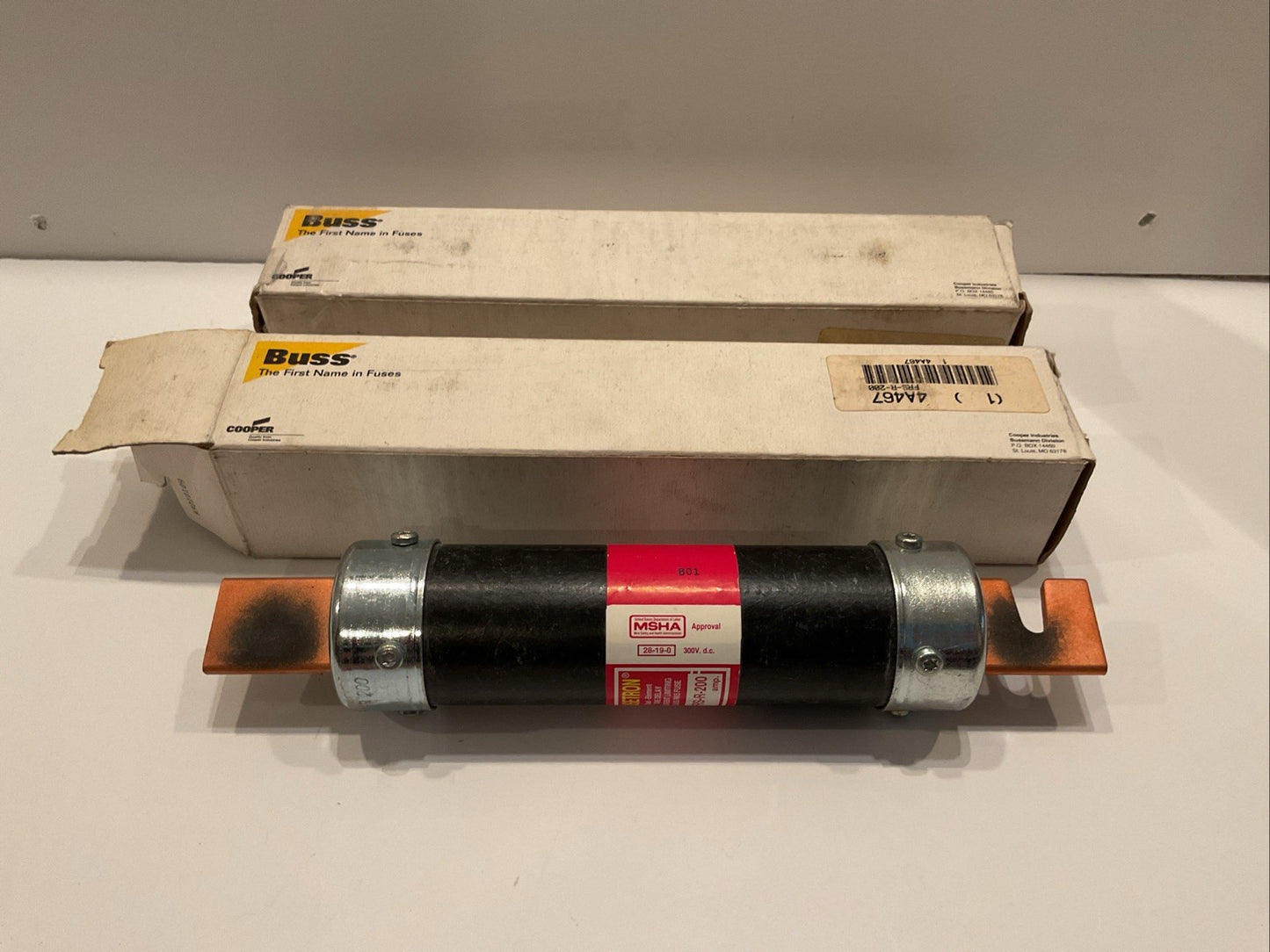 Lot of 2 Cooper Bussmann FRS-R-200 600V 200A Fusetron Dual Element Fuse