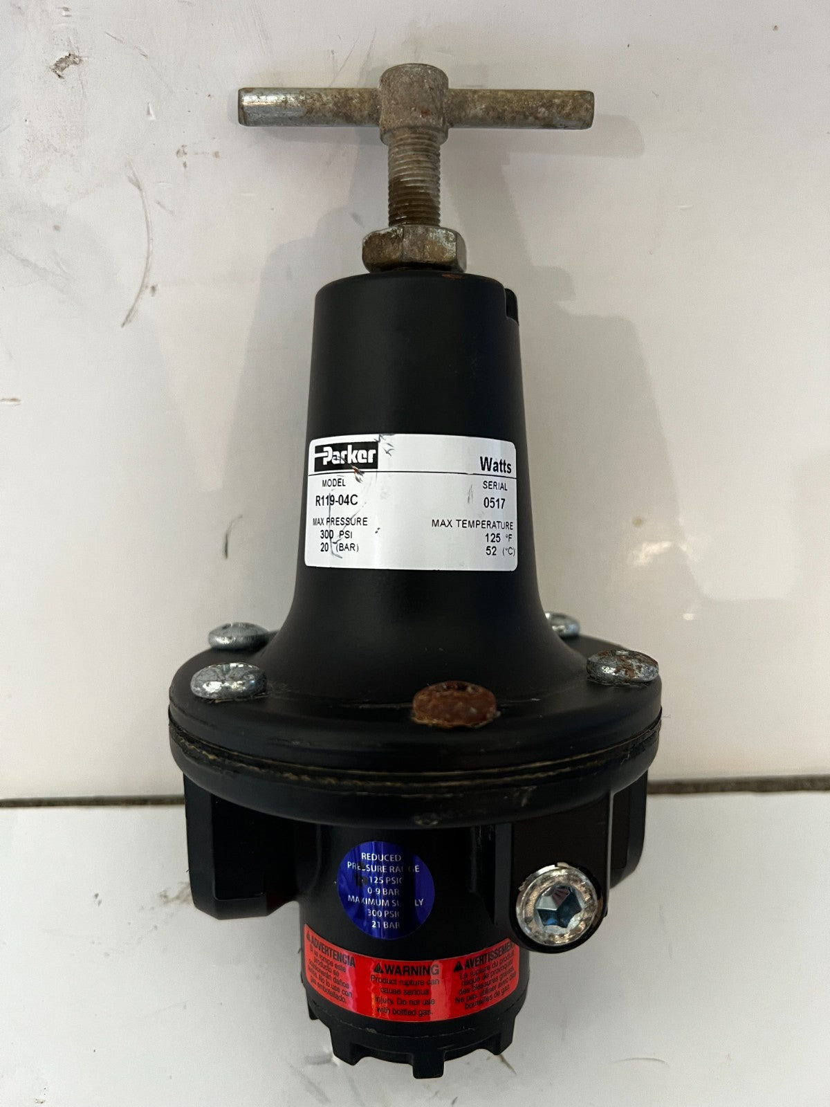 Never installed Parker-Watts R119-04C - 1/2" NPT Pressure Regulator 300 PSI