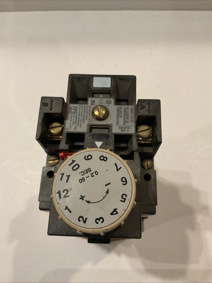 Square D 8501 XTD1 Timing Relay Series A, 8501 X040 110/120V Coil