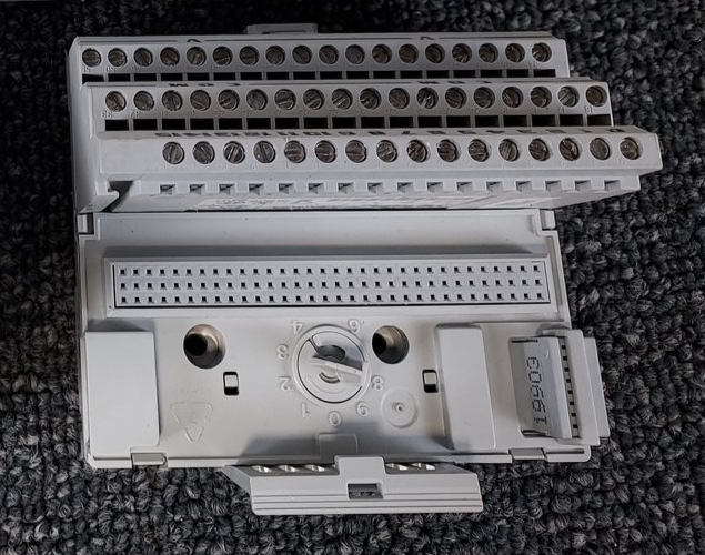 QTY 6 Allen Bradley 1794-TB3 Flex I/O Terminal Base Module 36 Pin Terminal Block