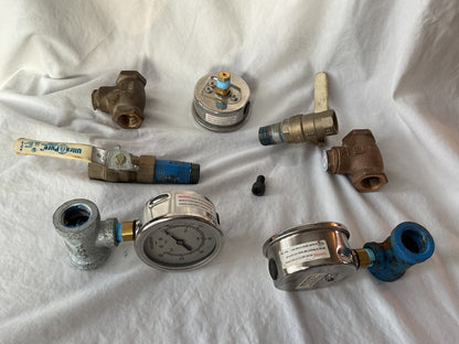 Lot of 7 Misc 1/2" gas line plumbing parts includes gauges & shut off valves