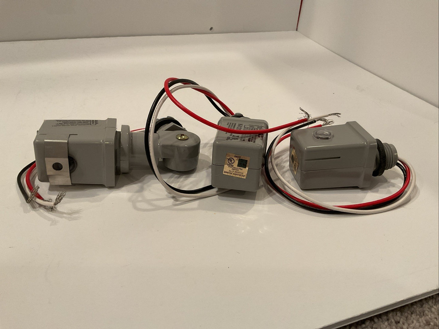 Qty 3 -Intermatic K4223C, Stem and Swivel Mount Thermal Photocontrol, 208-277 V