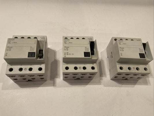 Qty 3 - SIEMENS 5SM3 344-6  40A / 30mA / 4pole - used