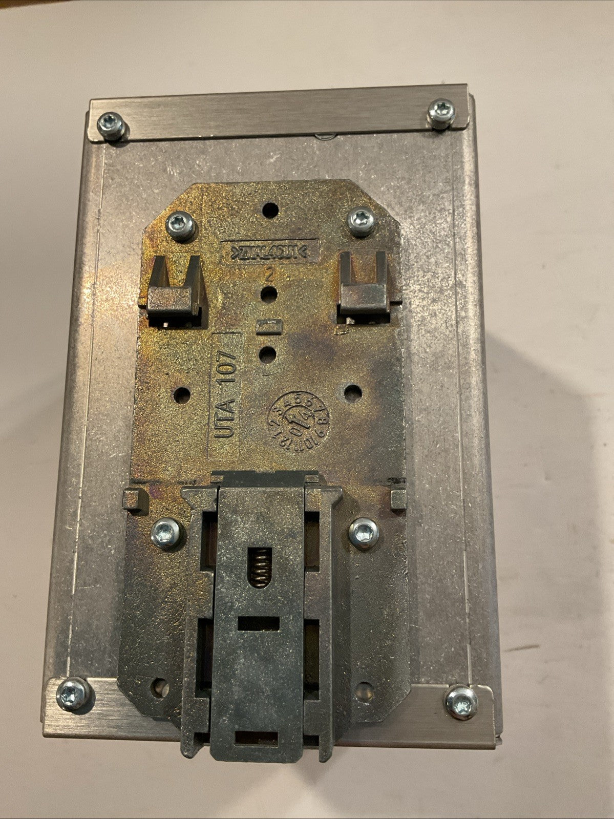 Phoenix Contact QUINT-PS-100-240AC/24DC/10 DIN Rail Power Supply ord#2938604