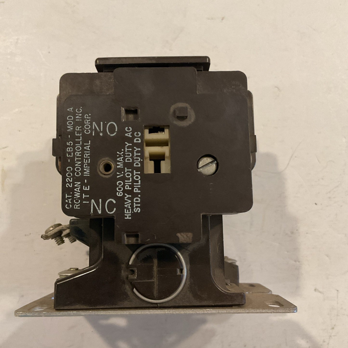 ITE Rowan  2200 EB421AA Contactor 600V 50A 110/120V Coil - W/Rowan2090-EB5-MOD
