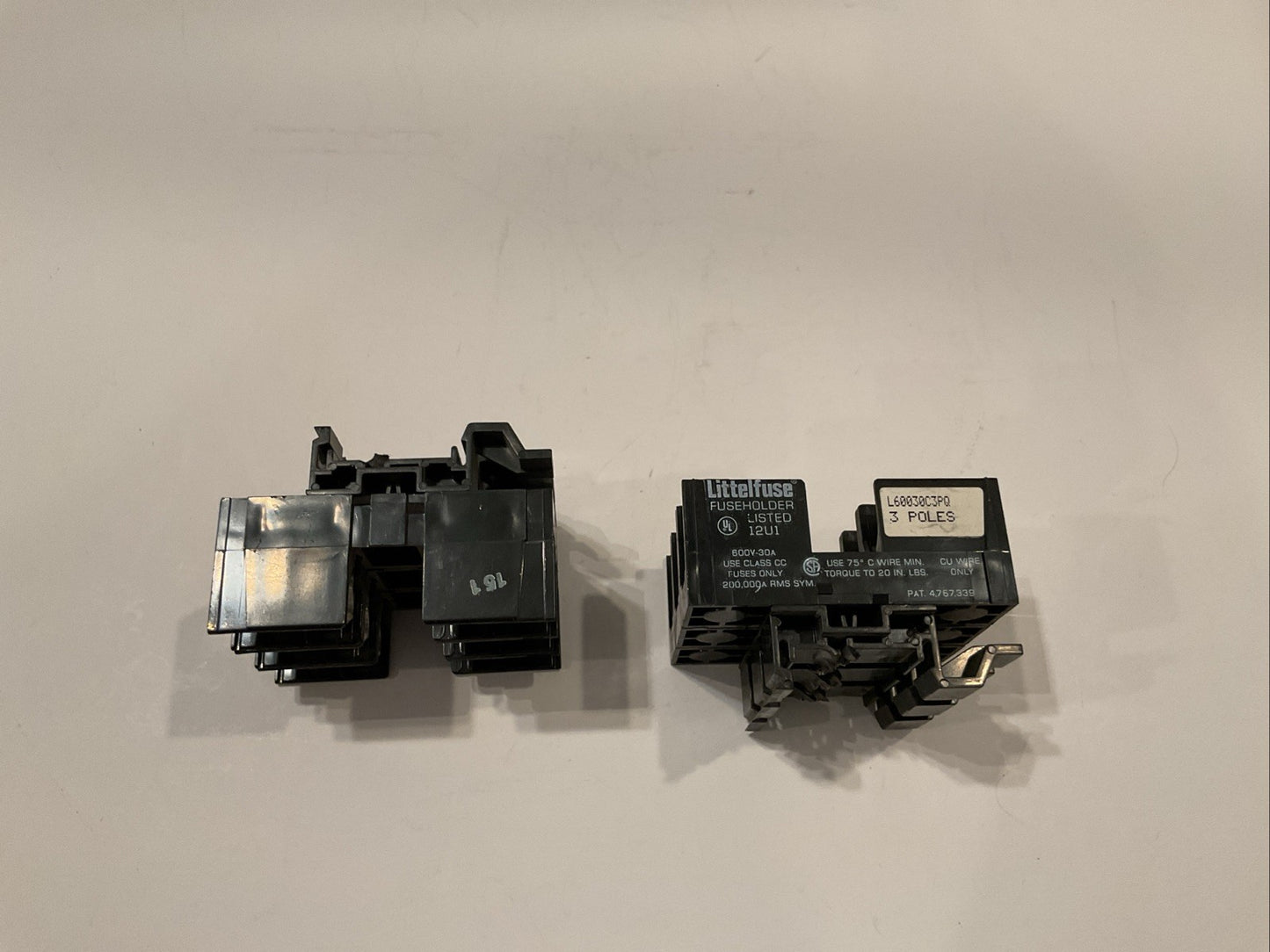 Lot of 2 Littlefuse L60030C-3PQ  / 3 Pole 600V-30A FuseHolder