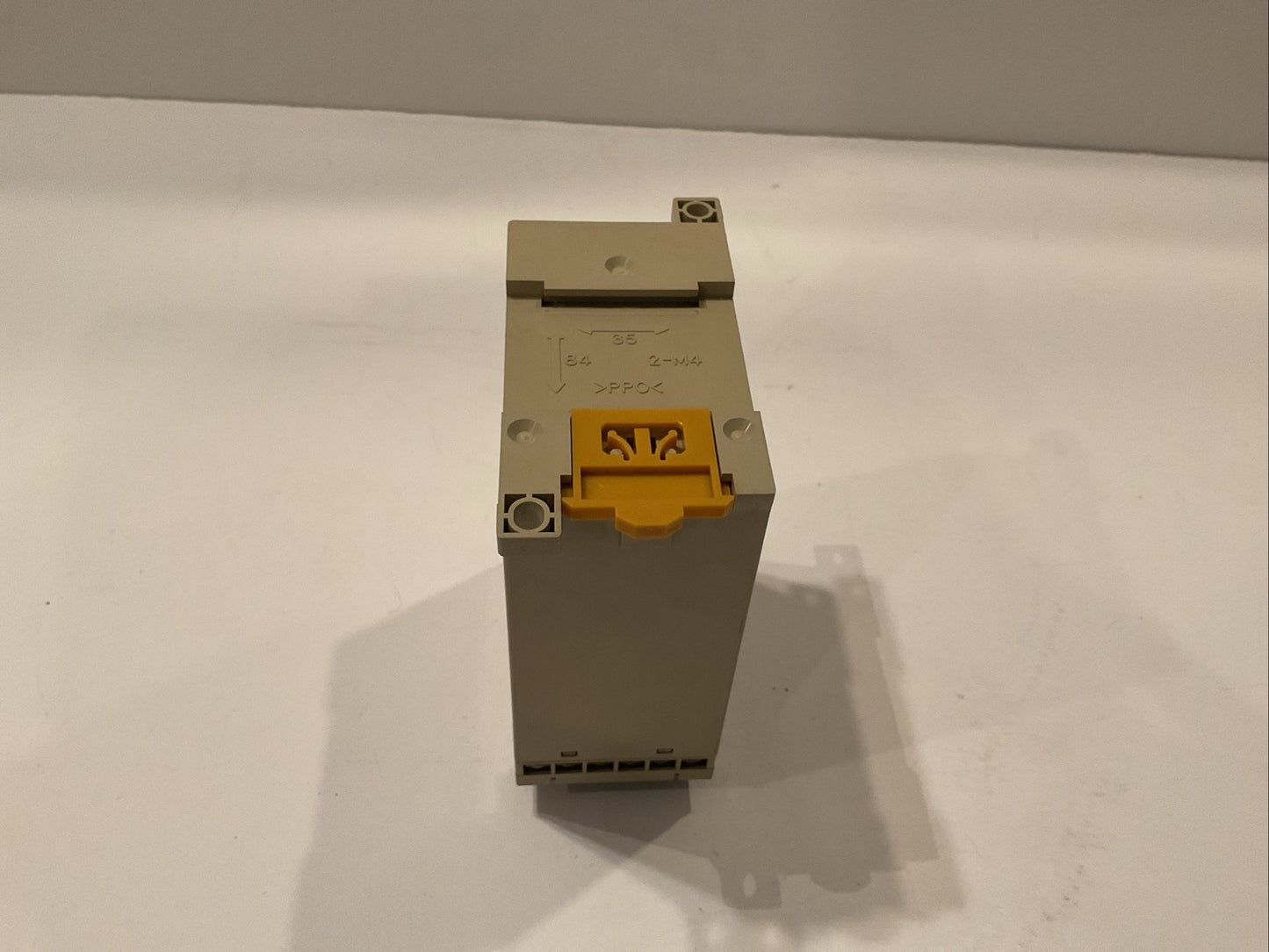 Omron G9SA-501 Safety Relay Unit