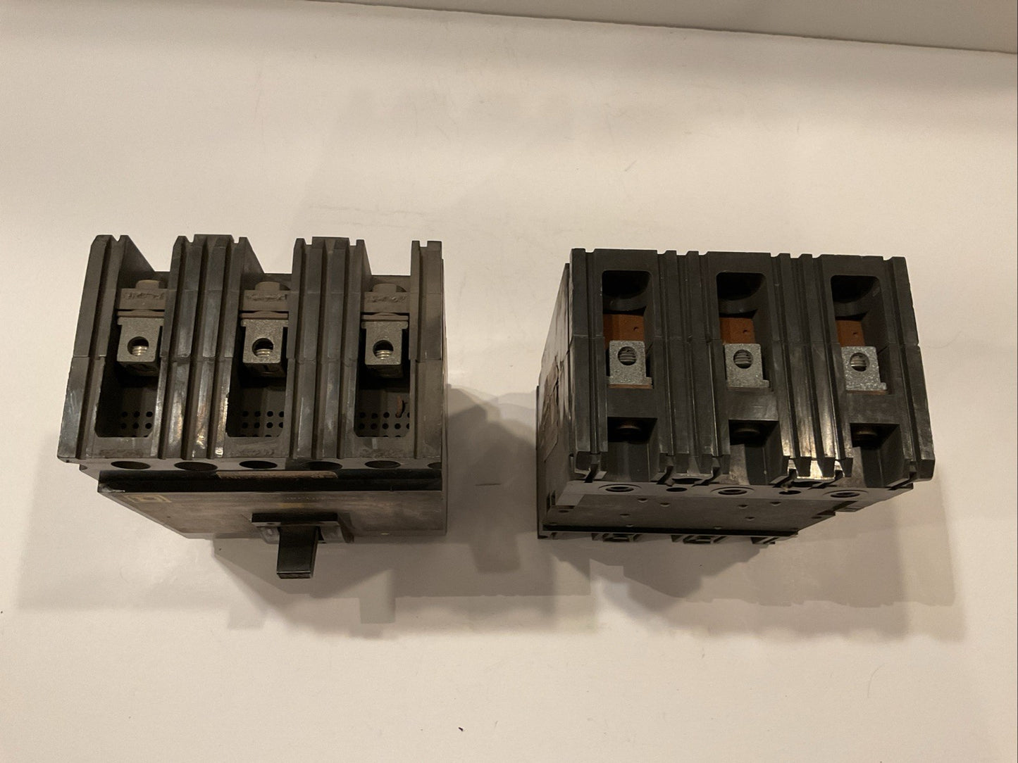 QTY 2 - SQUARE D FAL32030 30A 30 AMP 3-POLE CIRCUIT BREAKER