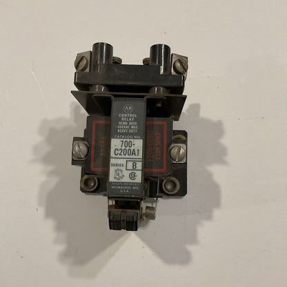 Allen-Bradley Control Relay 700-C200A1 Series B