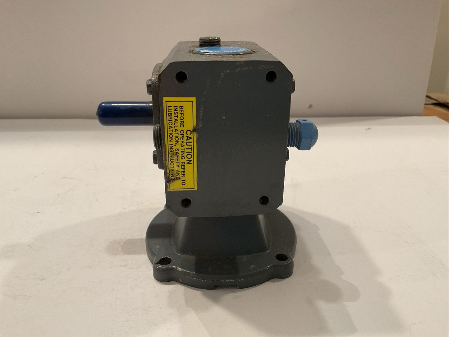 Boston Gear F710-50-B4-G Right Angle Worm Gear Ratio 50:1 .09HP output 120 inlbs