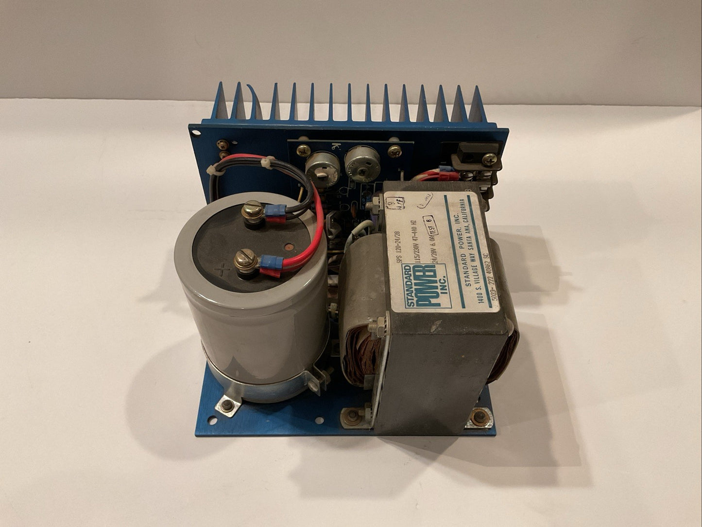 Standard Power SPS 120-24/28 Power Supply 115/230V / 47-440HZ / 6.0Amp 24/28V