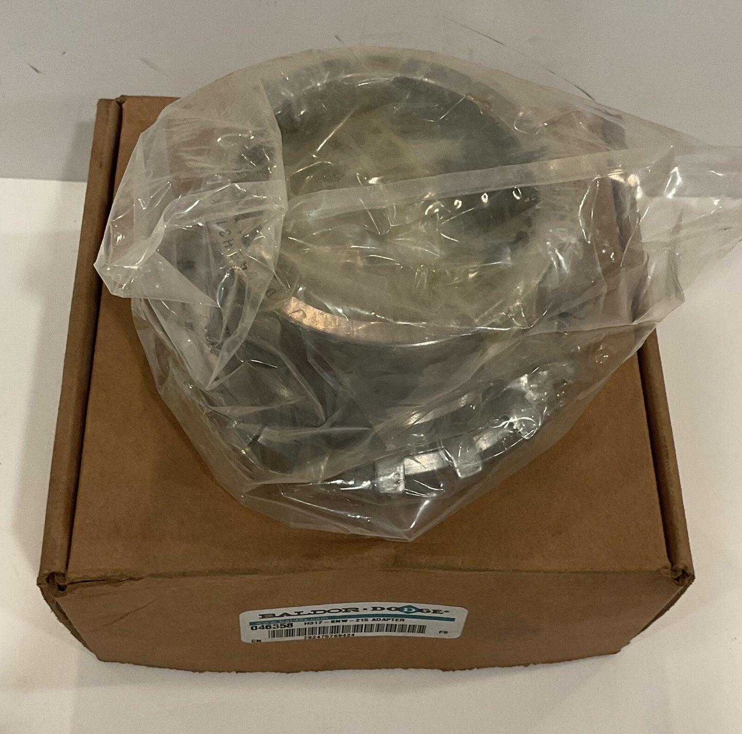 NEW IN BOX BALDOR 046358 BEARING H317-8NW-215 ADAPTER
