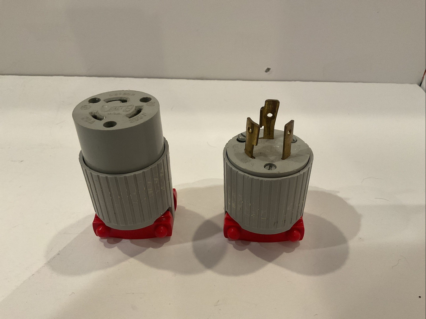 Eagle L6-20R & and L6-20P  --- 20A 125/250V Locking Connector Pair