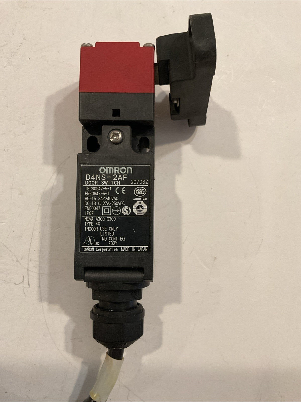 OMRON D4NS-2AF Safety Door Switch D4NS2AF 20706Z
