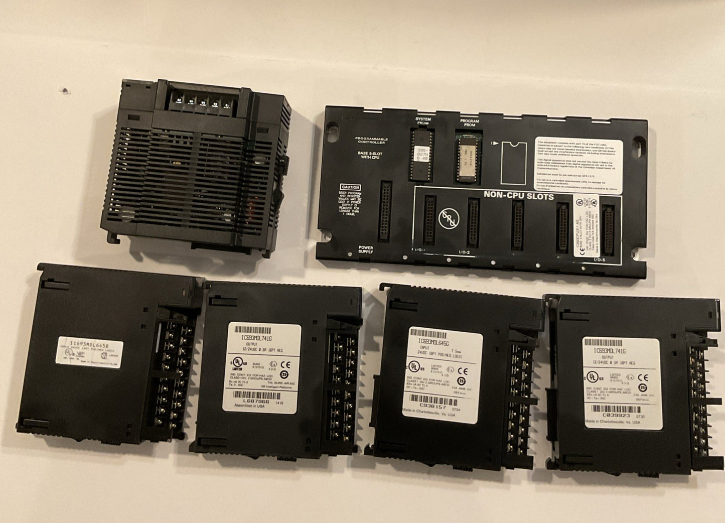 GE Fanuc Series 90-30 IC693CPU311-AE Base 5slot with IC693PWR321N 30W pwr supply