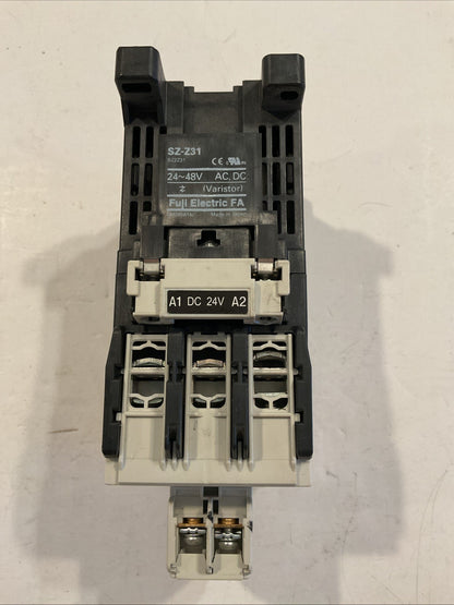 Fuji Electric SC-E2S/G Contactor paired with a Fuji Electric SZ-A20T / SZA20T