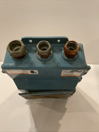 ROSEMOUNT  #8712CR12M4B6  MAGNETIC FLOW TRANSMITTER (POWERS ON)