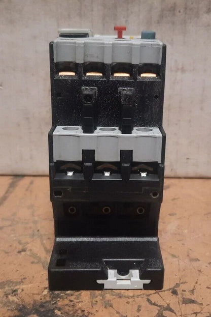 Qty 9 ALLEN BRADLEY  Cat# 193-TAB60 Ser. A  OVERLOAD RELAY (4-6A)