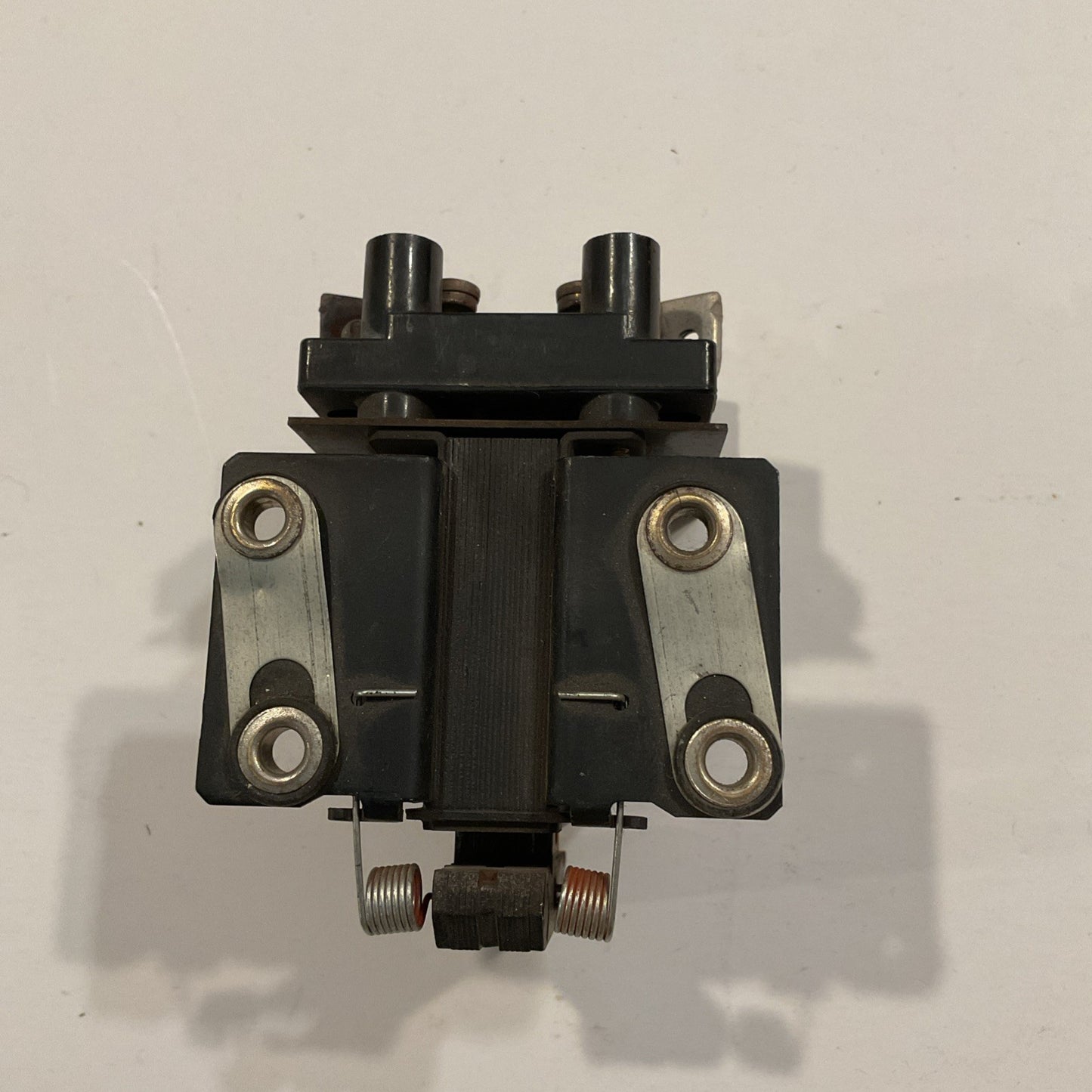 Allen-Bradley Control Relay 700-C200A1 Series B