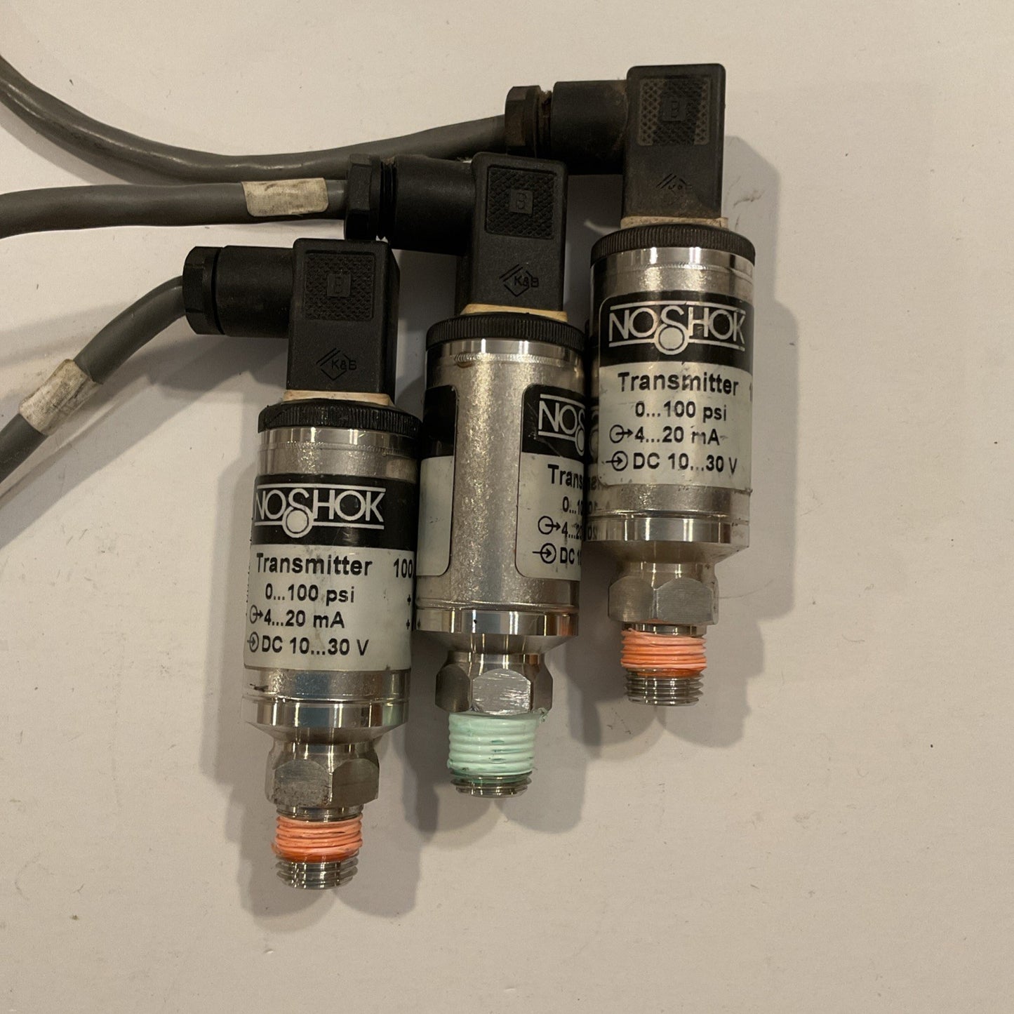 Qty 3 - NOSHOK #100.100.2.1.2.7  TRANSMITTER (0-100 PSI)(10-30VDC)