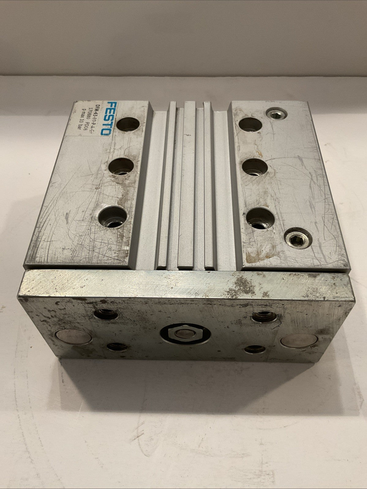 Festo DFM-63-80-P-A-GF Guided Cylinder 170880 PD08 Pmax 10Bar