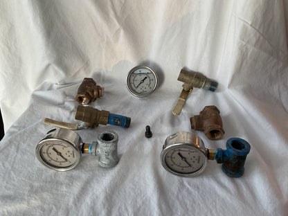 Lot of 7 Misc 1/2" gas line plumbing parts includes gauges & shut off valves