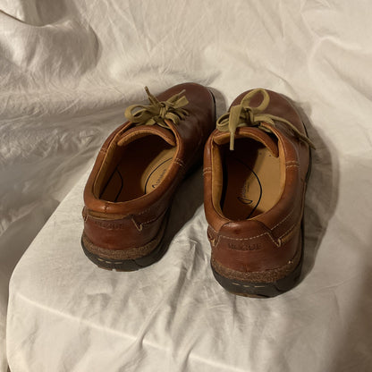 Brown Lace Up Rogue Powell Peanut Shoes in Box, Used with Arch Support - Size 10