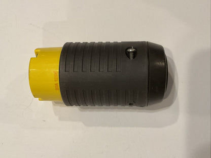 NEW LEGRAND L520-C L520C,  20 AMP 125V LOCKING CONNECTOR BLACK YELLOW