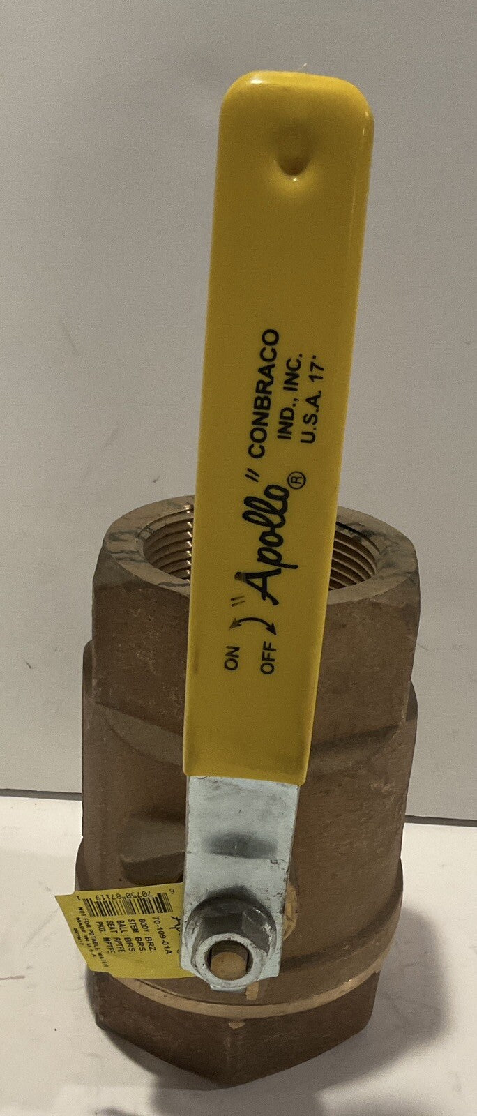 APOLLO 70-109-01A 2-1/2" Brass ball valve - never installed surface blemishes