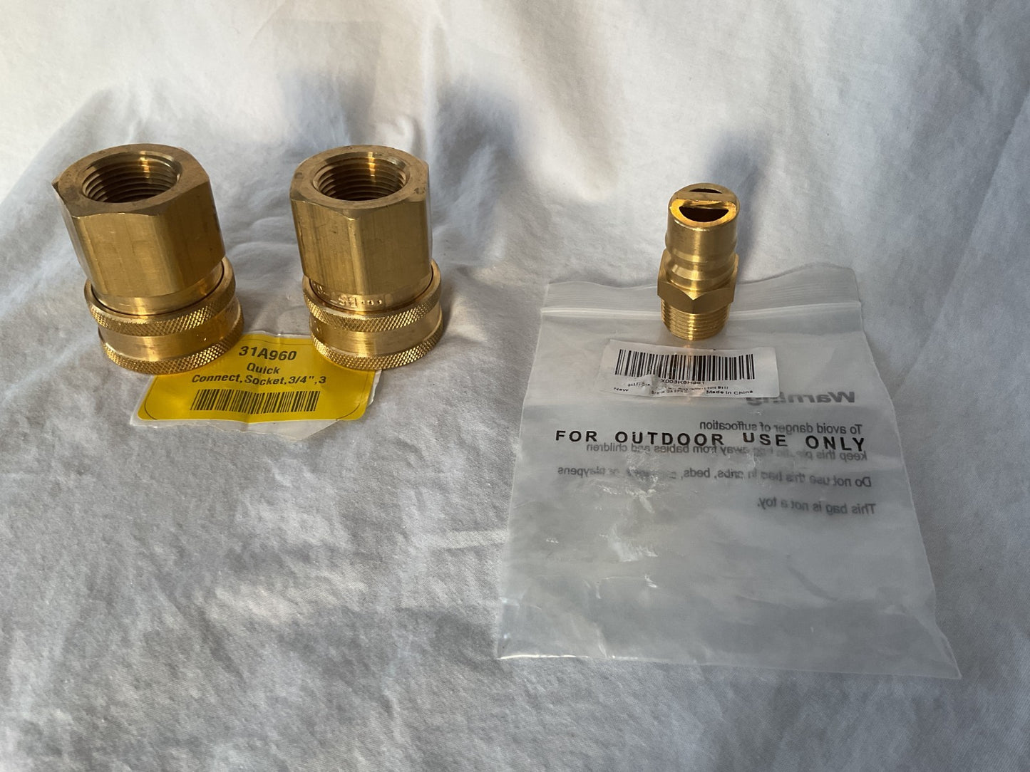 qty 2 - 1 1/2"  brass socket, qty 1 - Gaspro 3/4" Quick Connect Socket