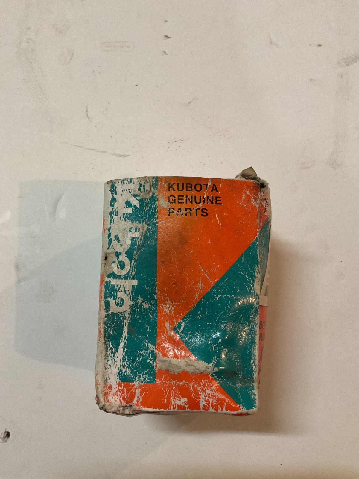 New OEM Kubota HHV00-51640 Fuel Filter