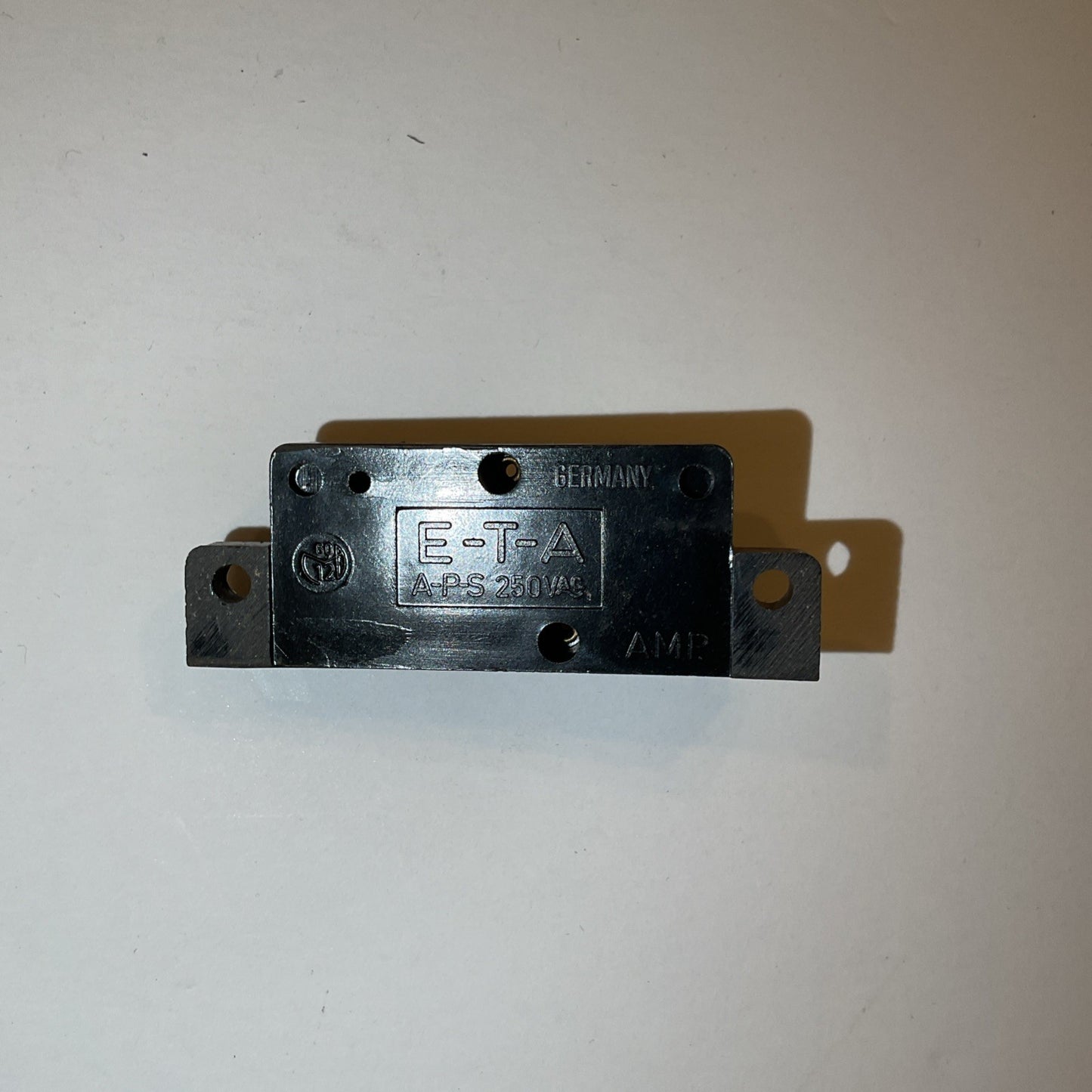 Qty 5   E-T-A    1- 47-200-P  /  411106 , 250VAC, 115V