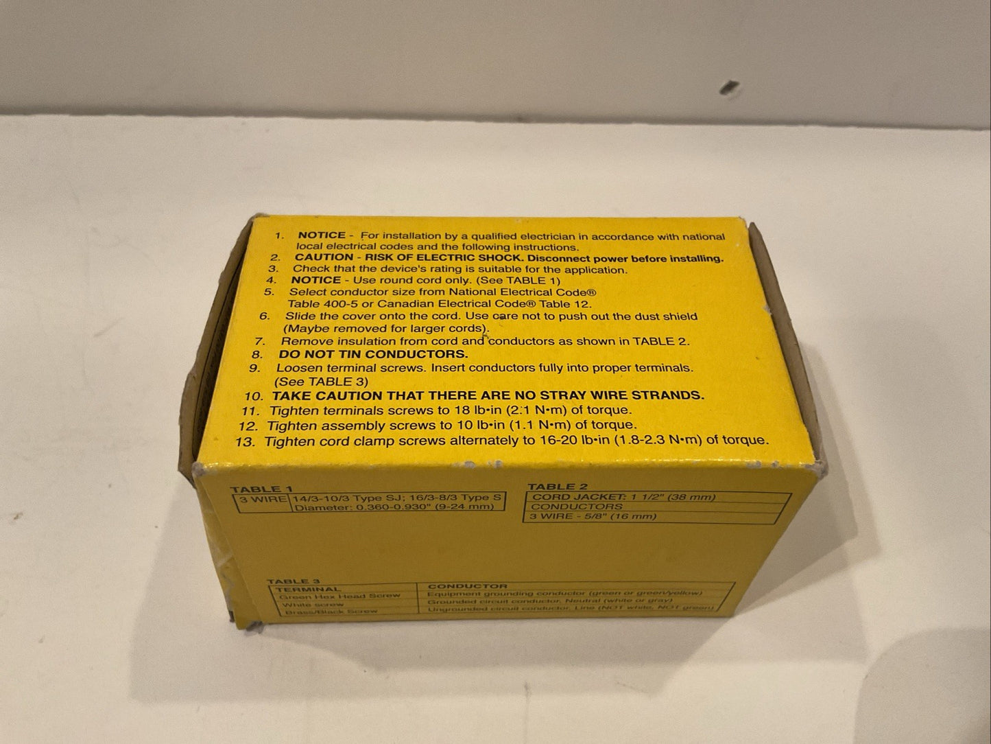 HUBBELL TWIST-LOCK PLUG HBL2621 30AMP 250VOLT 2P 3W GRND NIB
