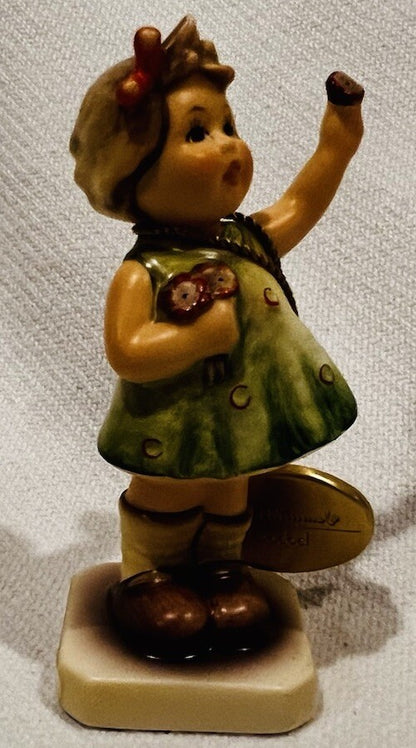 Goebel  Hummel Club Exclusive Edition Figurine “FOREVER YOURS”  # 793
