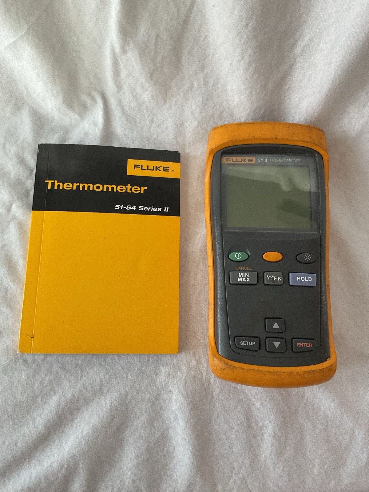 Fluke 51 II Digital Thermometer PREOWNED with manual no box