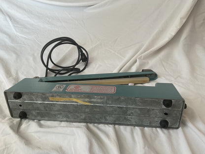 MEC ME-300H Hand Operated Impulse Sealer Bag Sealer TESTED comes with Bags