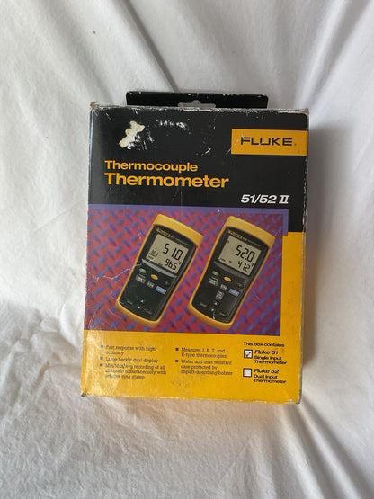 Fluke 51 II Digital Thermometer PREOWNED with the box and Type K termocouple