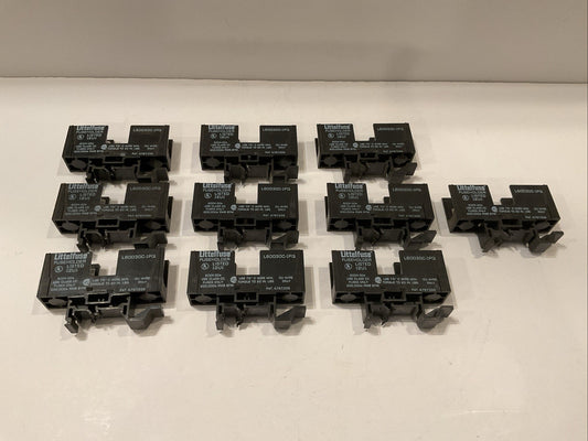 QTY - 10  LITTELFUSE   L60030C-1PQ   600V @ 30A  Fuse Holder  12U1